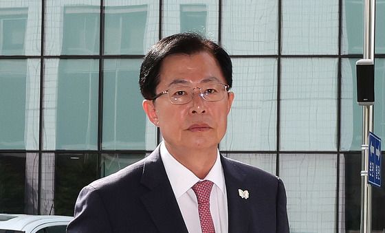 남부지법 도착한 이만희 의원