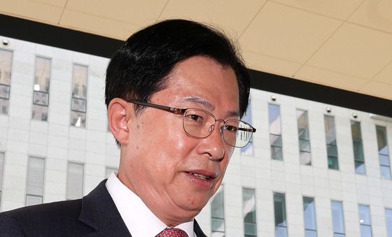 이만희 의원, 법정으로