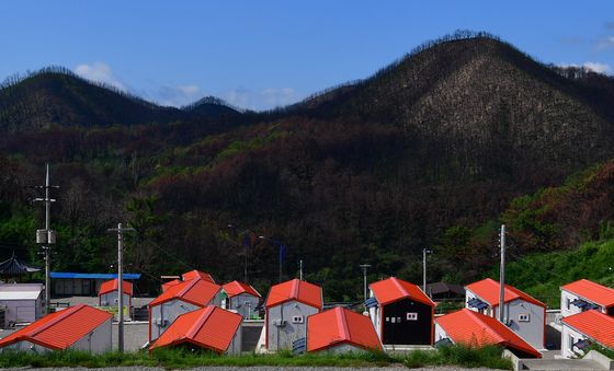 추석 앞둔 영덕 산불 이재민들