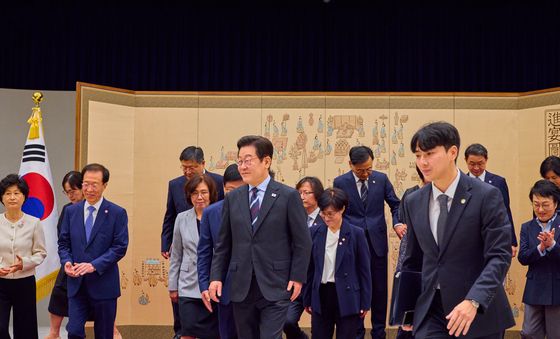 임명장 수여식 마친 이재명 대통령