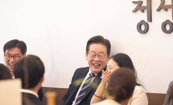 세종 공무원들과 오찬하는 이재명 대통령