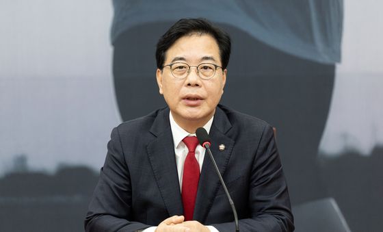 송언석, 권성동 구속에 "사법부가 알아서 드러누워…참담하다"