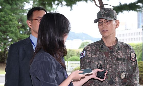 질의 답하는 김용대 전 드론작전사령관