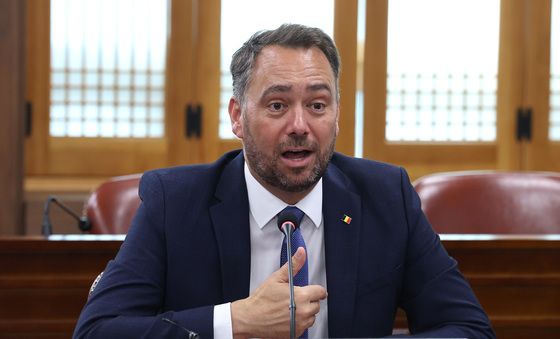 발언하는 막심 프레보 벨기에 부총리