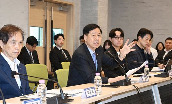 구윤철 부총리, AI 대전환을 위한 릴레이 간담회 참석