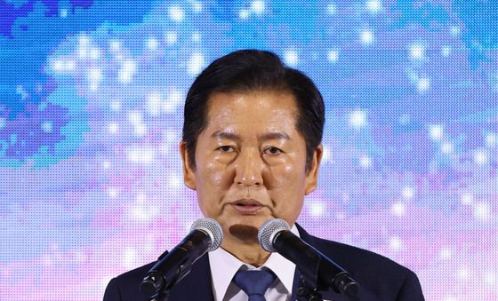 축사하는 정청래 민주당 대표