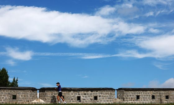 파란 하늘 보인 9월