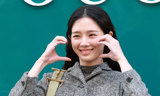 박규영, 볼 하트 뿅뿅