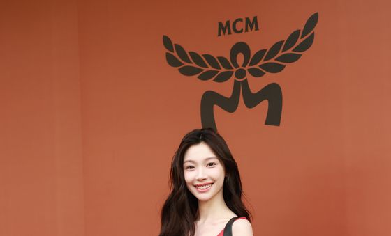 이멍링, AI 미모