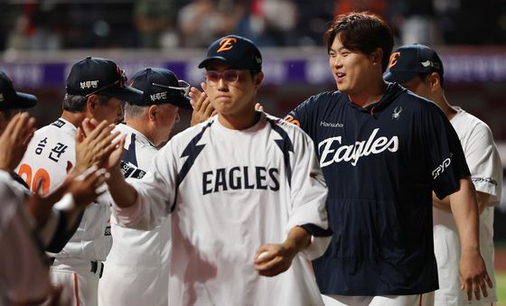 류현진 '승리의 미소'