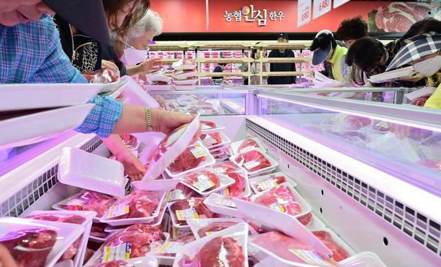 하나로마트 창동점, 추석 맞아 장바구니 물가 안정을 위한 한우 할인
