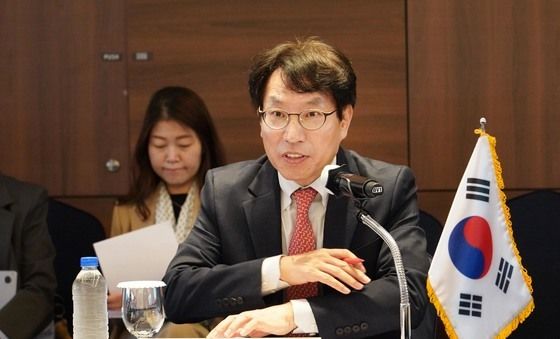 인사말하는 노건기 통상교섭실장