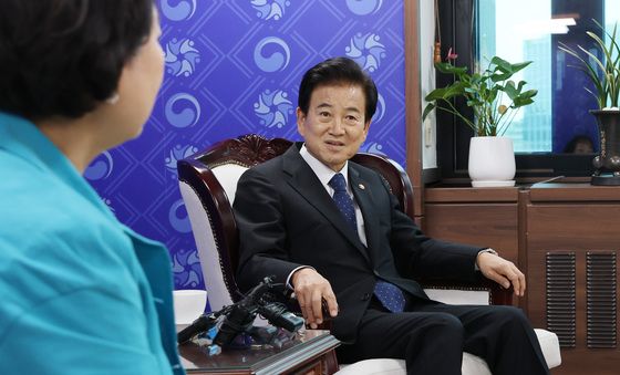 현정은 현대그룹 회장 만난 정동영 통일부 장관