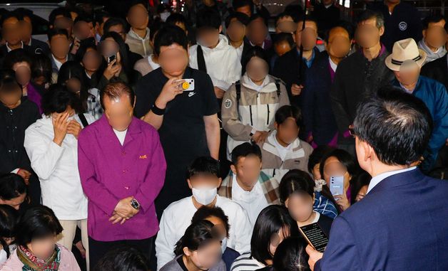 한학재 총재 구속영장 발부, 슬픔에 잠긴 신도들