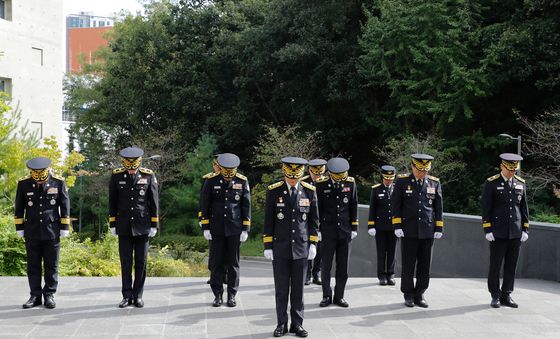 홍영근 서울소방재난본부장, 소방충혼탑 참배