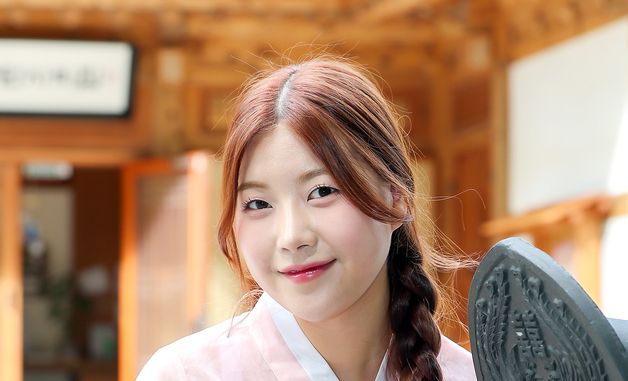 성민지, 사랑스러운 미소