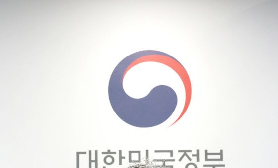 라홀드 아난드 IMF 미션단장, '2026년 실질 GDP는 1.8% 확대 전망'