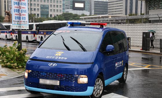 '로비 의혹' 한학자 통일교 총재 구속 후 첫 특검 출석