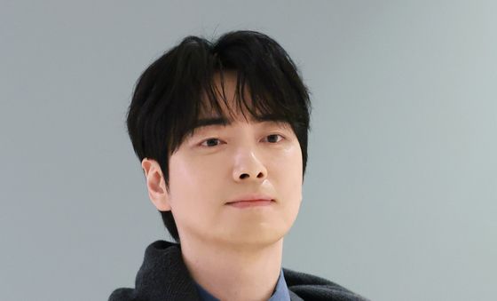 이준혁, 분위기 있는 가을 남자