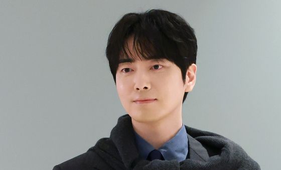 이준혁, 가을 남신