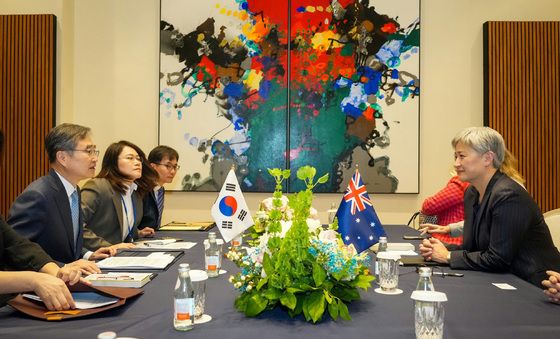 조현 장관, 페니 웡 호주 외교통상부 장관과 양자회담