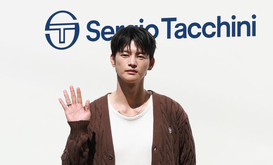 서인국, 가을 남자