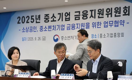 인터넷은행 3사, 中企 금융지원 힘보탠다