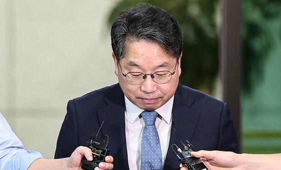 노만석 검찰총장 대행 "檢폐지 안타깝게 생각"