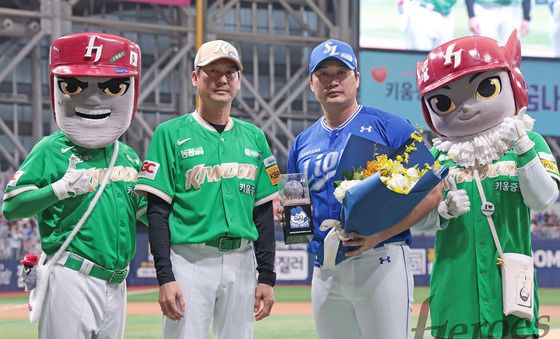 '끝판대장' 오승환, 돌직구 트로피 받았다