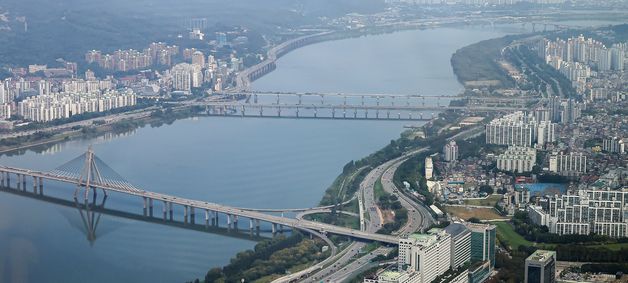 서울시, 재개발·재건축기간 12년으로 단축…한강변 19만호 공급