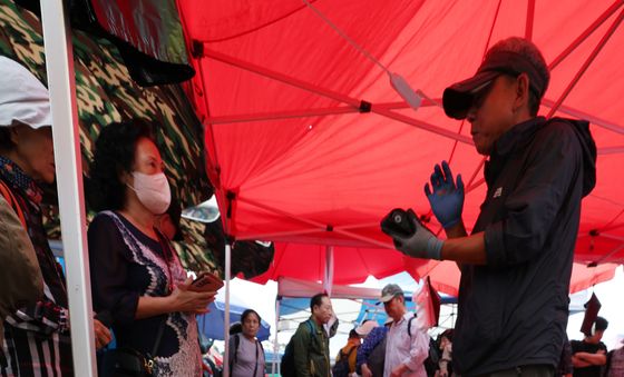 추석 앞두고 활기찬 모란민속5일장