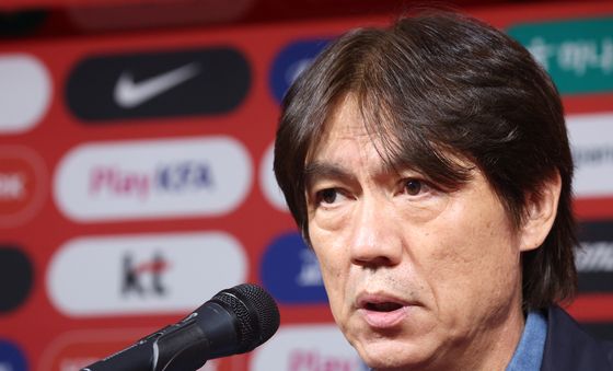 한국 축구대표팀, 하나은행 초청 친선전 준비 돌입