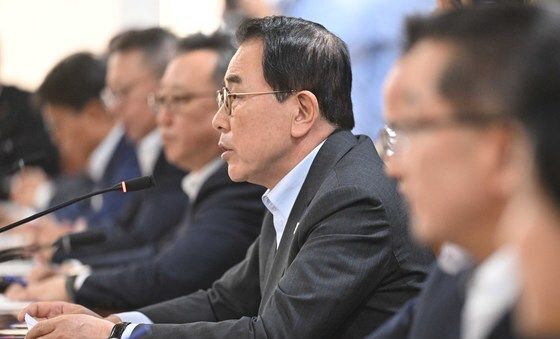 모두 발언하는 조용병 은행연합회장