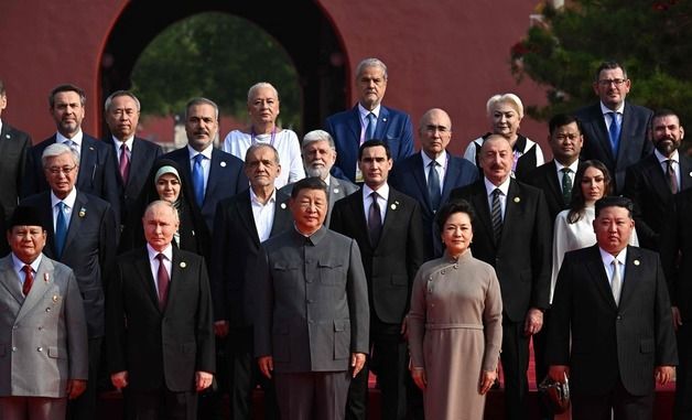 중국 전승절 기념식 기념촬영하는 시진핑·김정은·푸틴