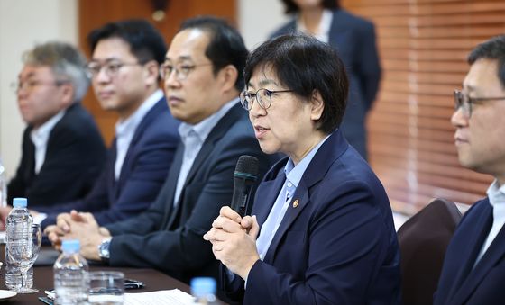 정은경 장관, 보건의약단체장 간담회 모두발언