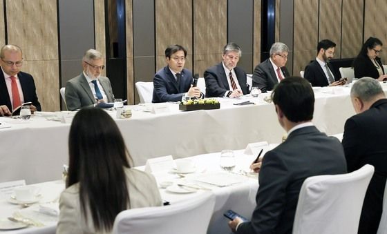 주한중남미대사단 간담회 주재하는 통상교섭본부장