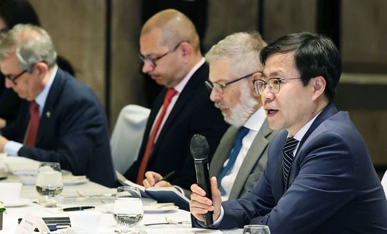 주한중남미대사단 간담회 주재하는 통상교섭본부장