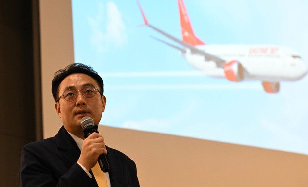 노선 설명하는 이경민 이스타항공 커머셜 본부장