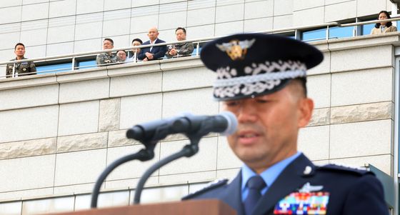 진영승 신임 합참의장에 쏠린 눈