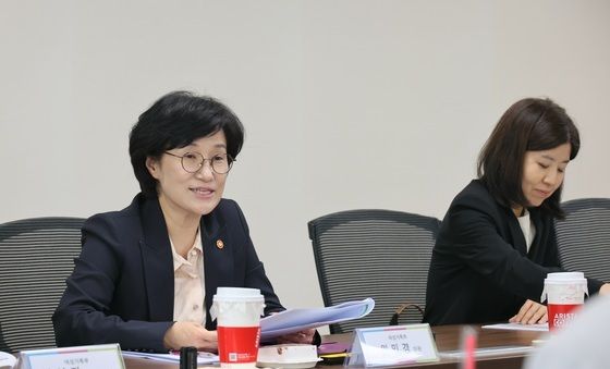 원민경 여가부 장관, 양육비이행관리원 방문