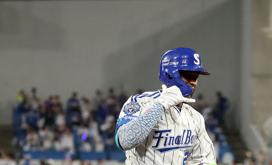 '50홈런' 소식 전하는 디아즈