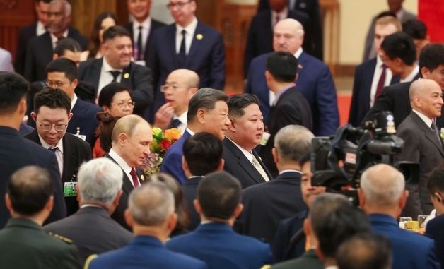 中 전승절 기념 연회에 참석한 시진핑·푸틴·김정은