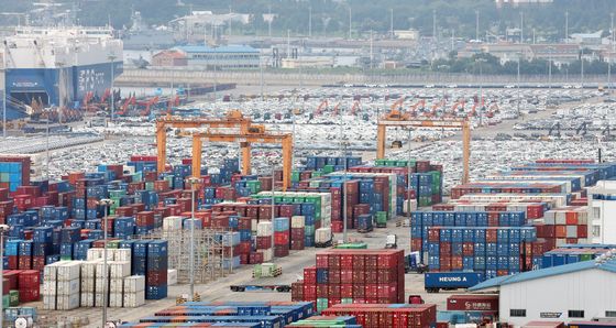 7월 경상수지 107.8억달러 흑자…27개월 연속 흑자