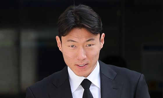 항소심 선고 후 입장 밝히는 황의조