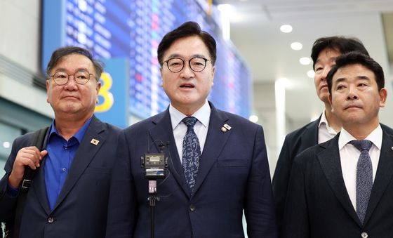 우원식 "김정은과 악수 자체가 성과"