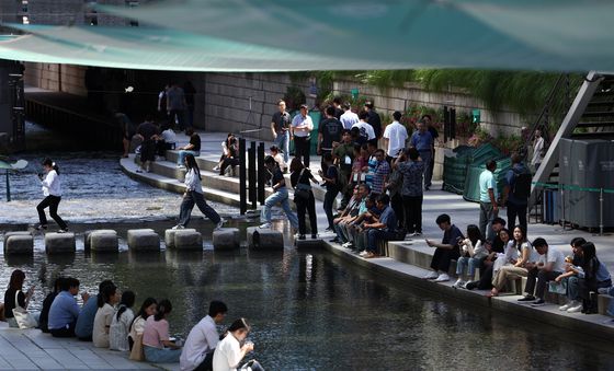 30도 이상 오른 무더위