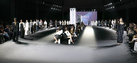 2026 S/S서울패션위크 리이 컬렉션