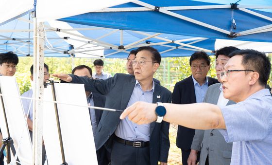 김윤덕 장관, 대구경북통합신공항 예정지 현장 방문