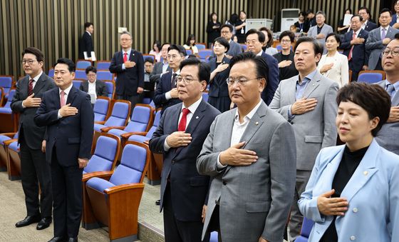 장동혁 국민의힘 대표, 이재명 대통령과 회담 후 의총