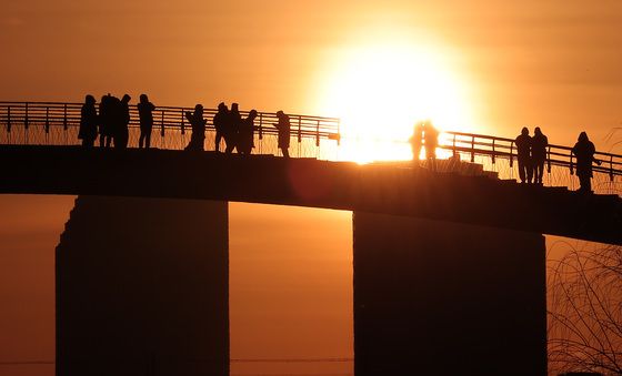 힘차게 떠오르는 병오년 첫 일출